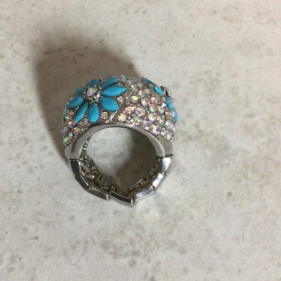 Turquoise flowers in rhinestones expandable silver ring - Picture 4 of 7